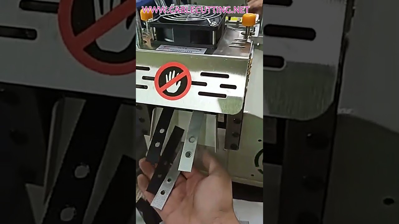 全自动布料两孔纽扣打孔机，高效服装纽扣孔制造设备