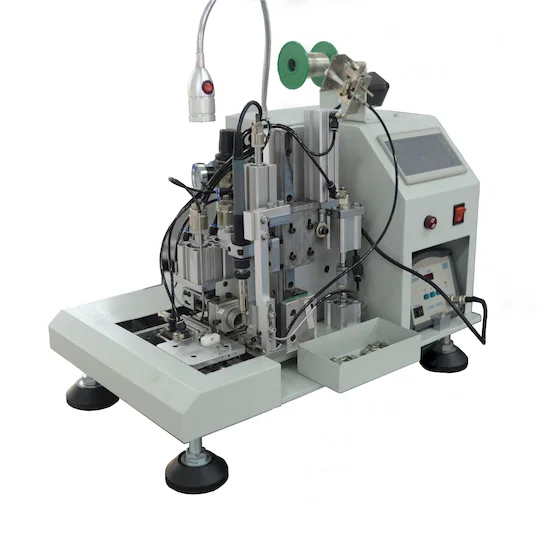 USB数据线连接器机